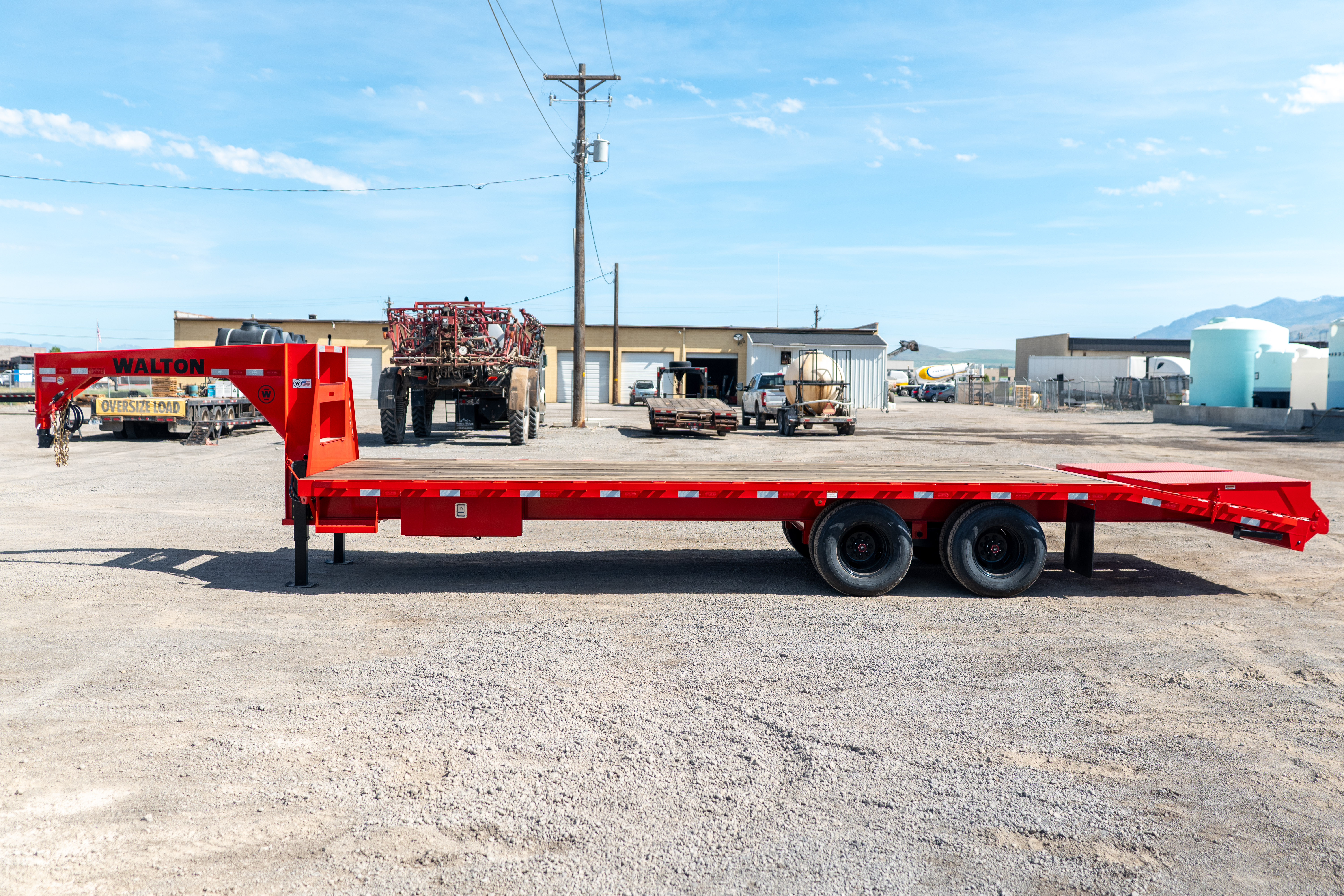 FBX212 — Side view